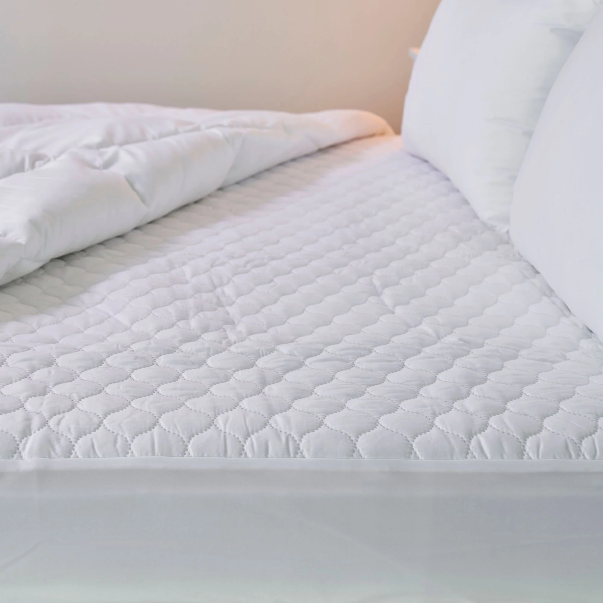 Comfortech Stain Ease Mattress Protector Waterproof 50cm Fitted Skirt - Image 4